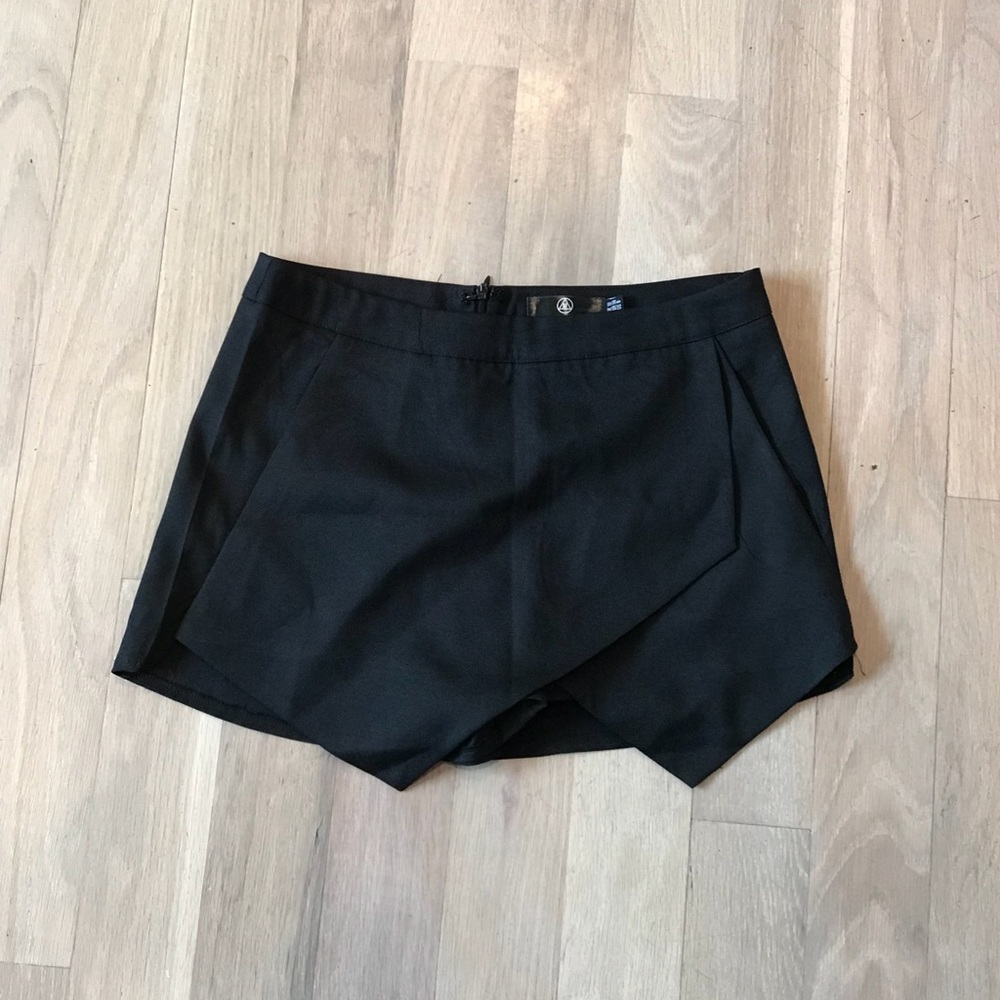 Missguided Envelope Skort